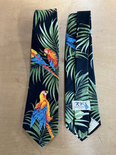 Load image into Gallery viewer, Authentic Hawaiian Necktie Parrot Print
