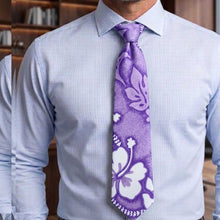 Load image into Gallery viewer, men wearing hibiscus Hawaiian tie made in hawaii