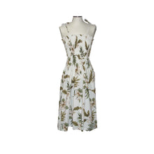 Load image into Gallery viewer, Matching Family Hawaiian Outfits in White Hibiscus