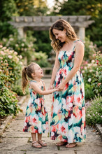 Load image into Gallery viewer, Watercolor Hibiscus Girls Hawaiian Smocked Dress
