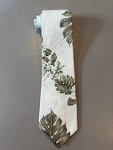 Load image into Gallery viewer, Hibiscus &amp; Orchid Blue Hawaiian Necktie

