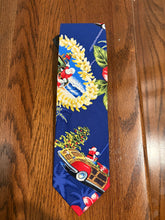 Load image into Gallery viewer, Santa's Hawaiian Christmas Necktie

