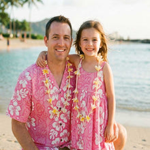 Load image into Gallery viewer, Hibiscus Panel Daddy Daughter Matching Clothing
