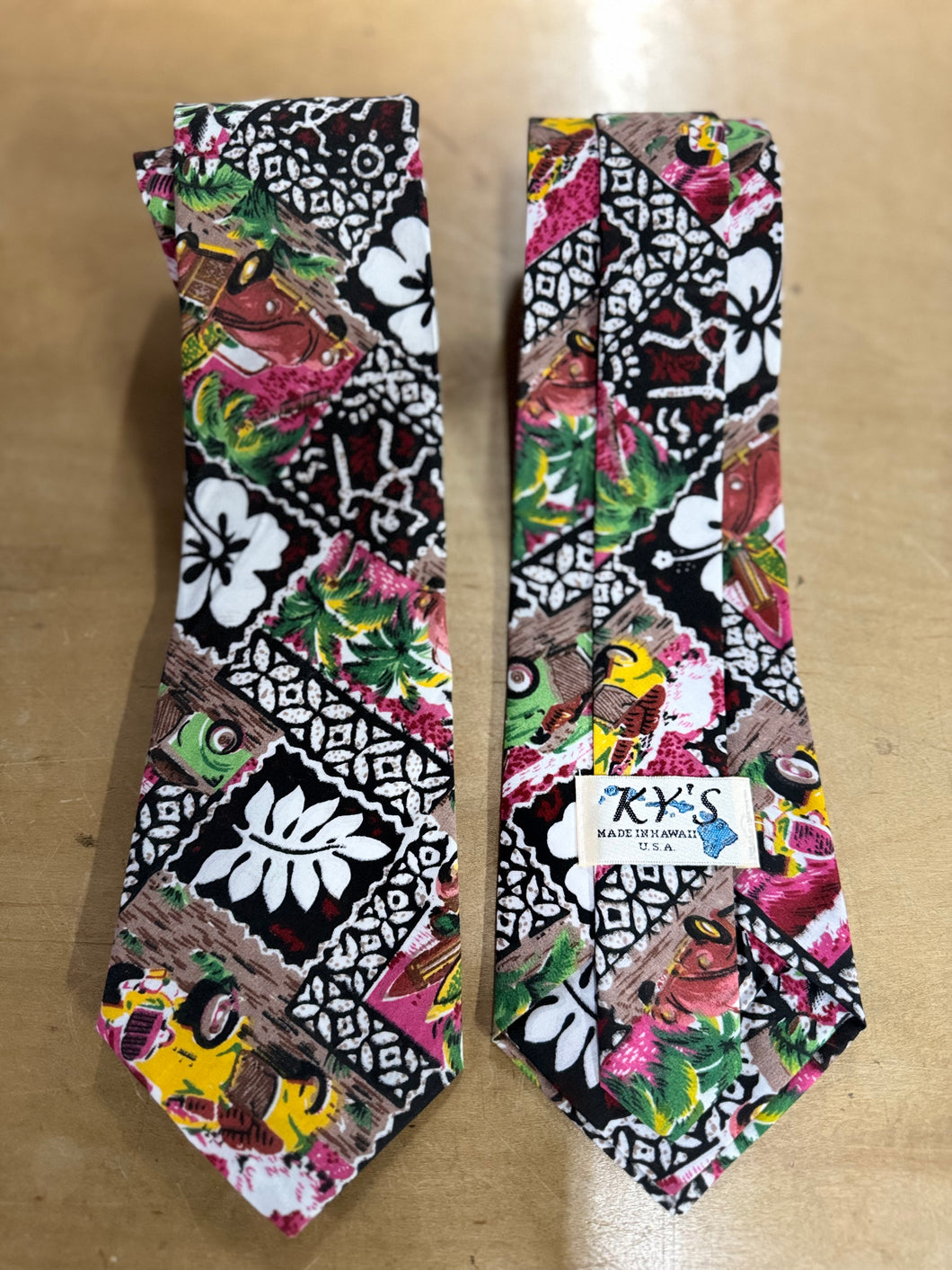 Authentic Aloha Necktie – Hawaiian Print